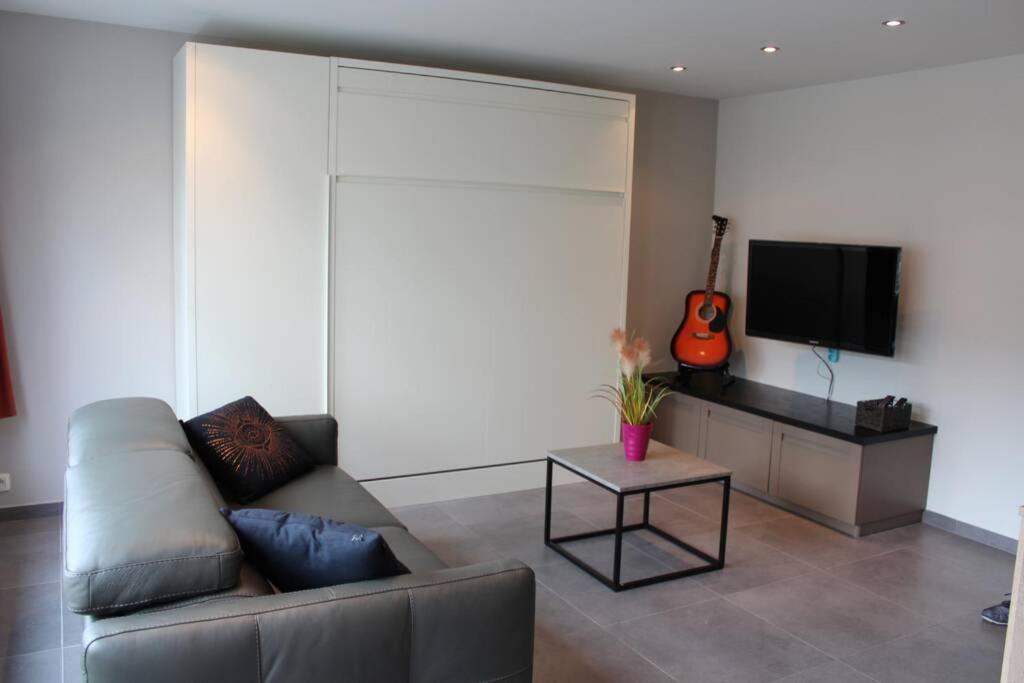 Ellens' Charming Place Ostend Center Bagian luar foto